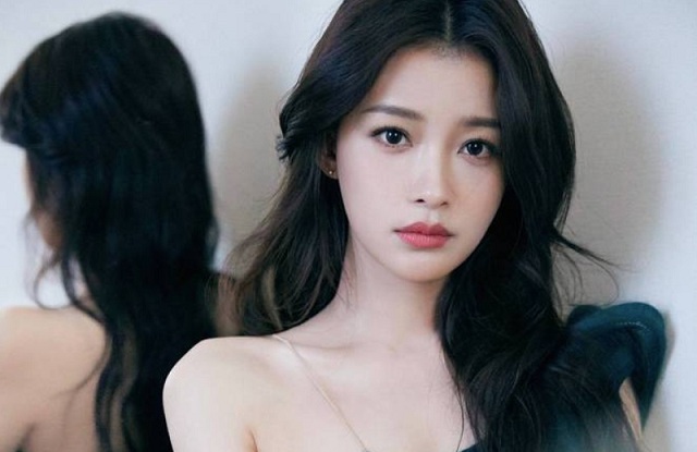 Bi kịch mỹ nhân lấy con trai bà trùm showbiz: 6 năm chưa một lần có đám cưới