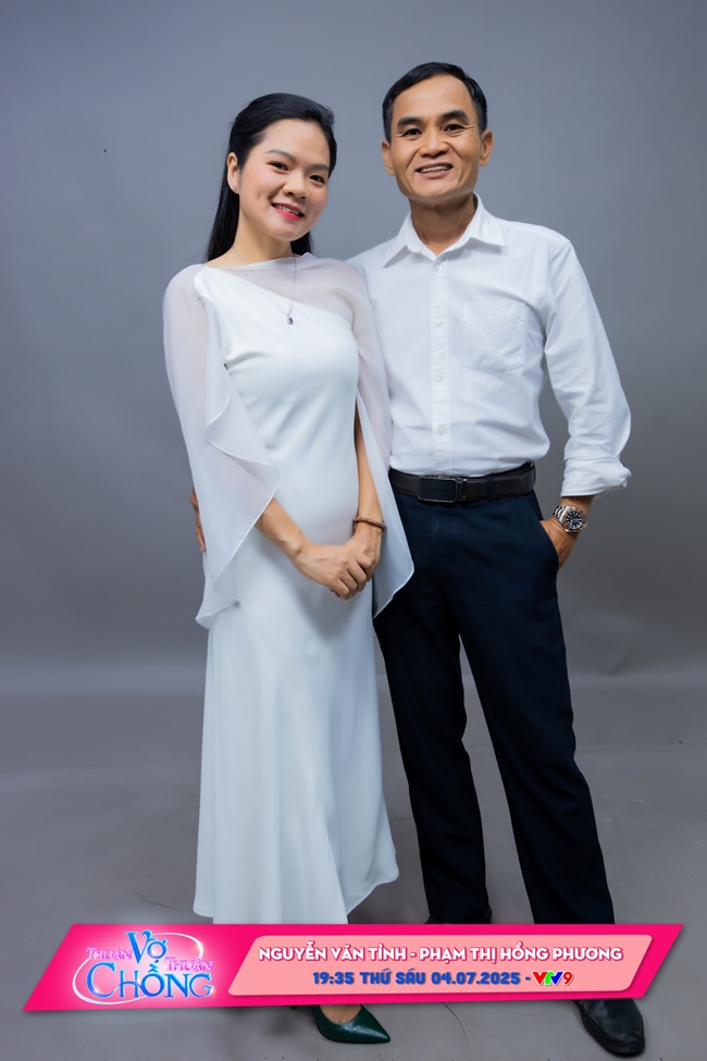mc-dinh-toan-nguong-mo-truoc-hanh-dong-hien-toc-day-nhan-van-cua-me-con-chi-hoang-phuong 24