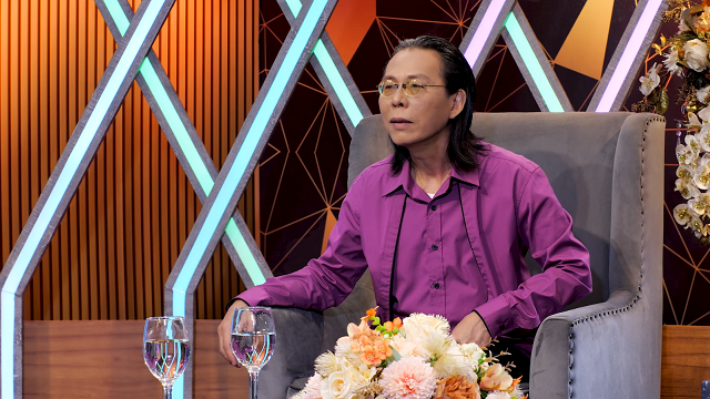 Nhạc sĩ Nguyễn Quang từng bị cha, cố nhạc sĩ Nguyễn Ánh 9 cấm đụng đến đàn, phải học lỏm trên gác lửng