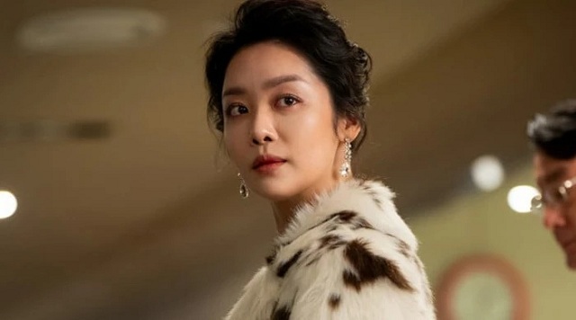 Ác nữ Cha Joo Young hóa 'phản diện mạnh nhất lịch sử' trong Climax