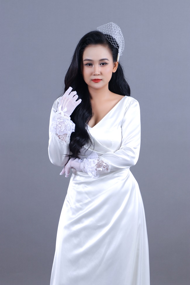 danh-ca-thai-chau-tai-nang-cua-dao-dien-huynh-phuc-thanh-nhan-khong-can-ban-cai-showbiz6