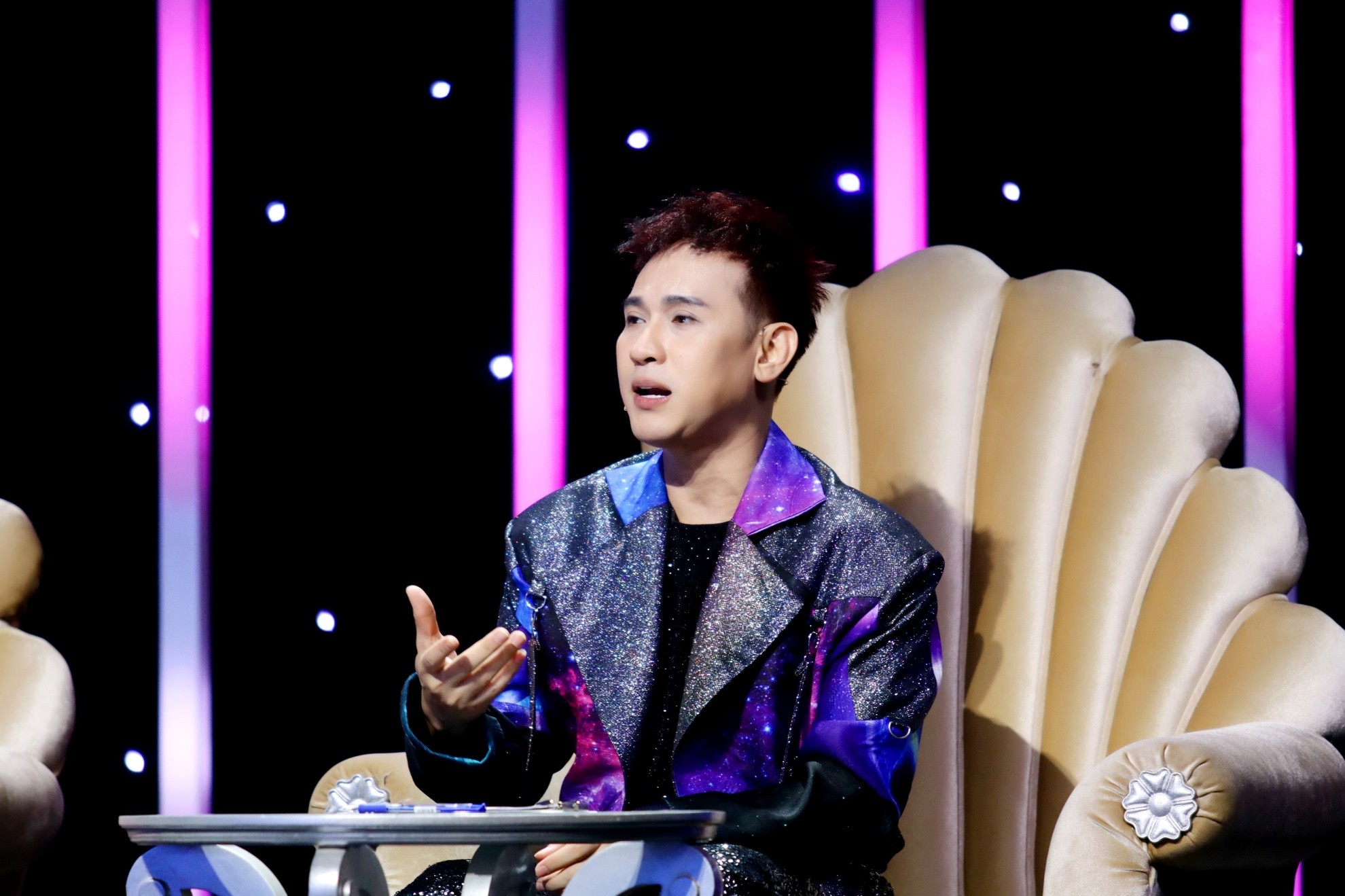 nguyen-vu-showbiz