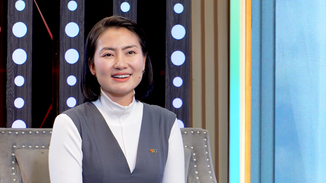 nguoi-phu-nu-10-nam-lang-le-tang-cho-o-mien-phi-cho-sinh-vien-tinh-len-thi-dai-hoc-showbiz 4
