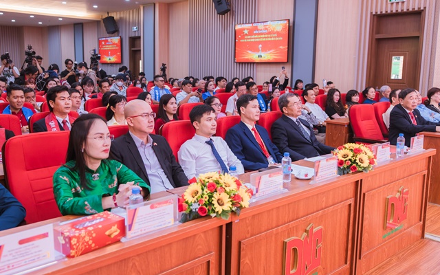mc-bao-nhat-bao-tram7
